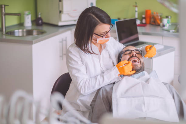 Best Emergency Tooth Extraction in Asbury, IA